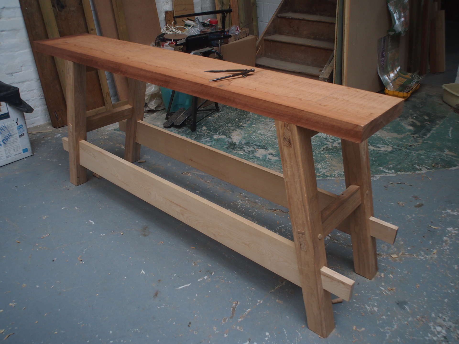Workbench: the stretchers and top